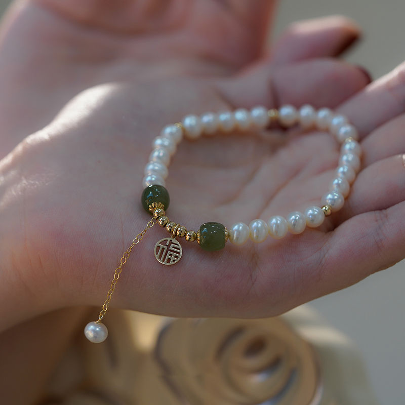 «Chica con suerte» · Pulsera de perlas y cristales