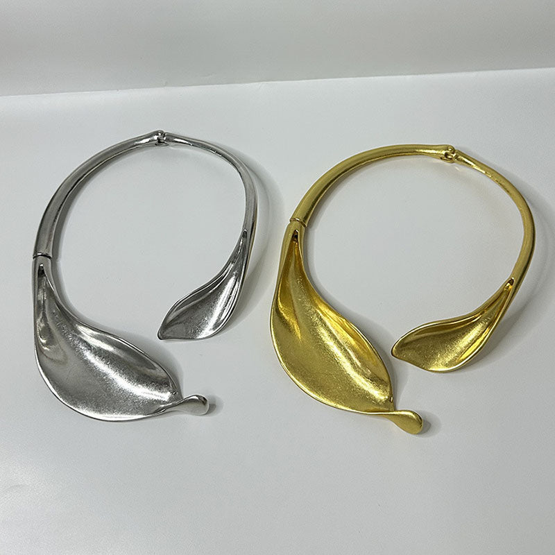 Pulsera de cuello de flor de hoja de oro