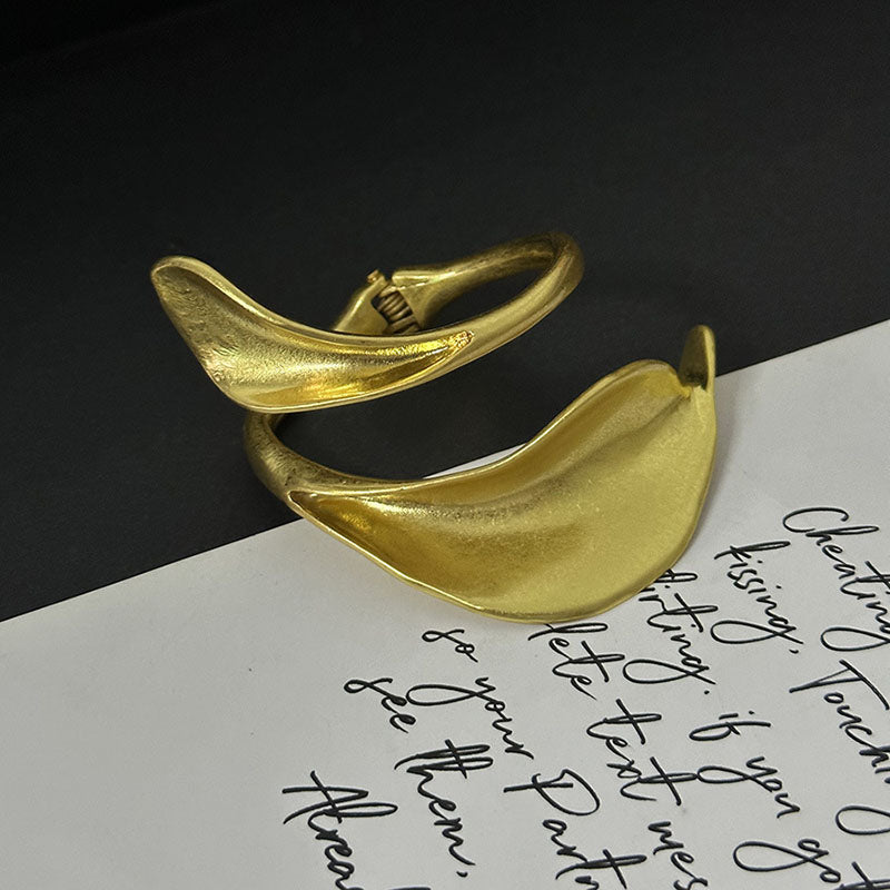 Pulsera de cuello de flor de hoja de oro