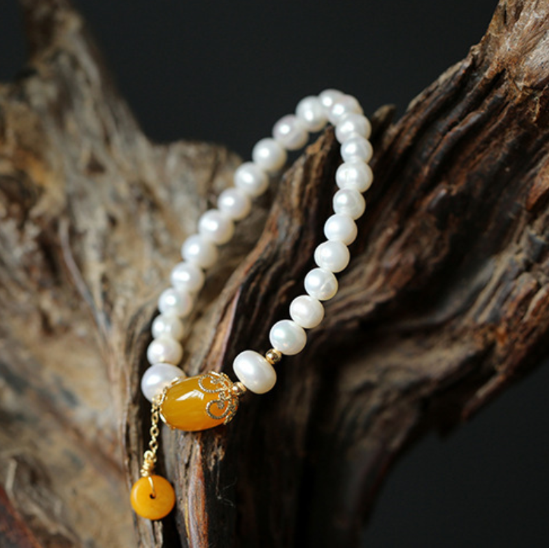 Protect · Pearl Agate Bracelet