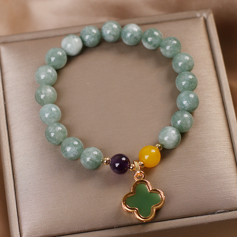 Four Leaf Clover · Agate Bracelet