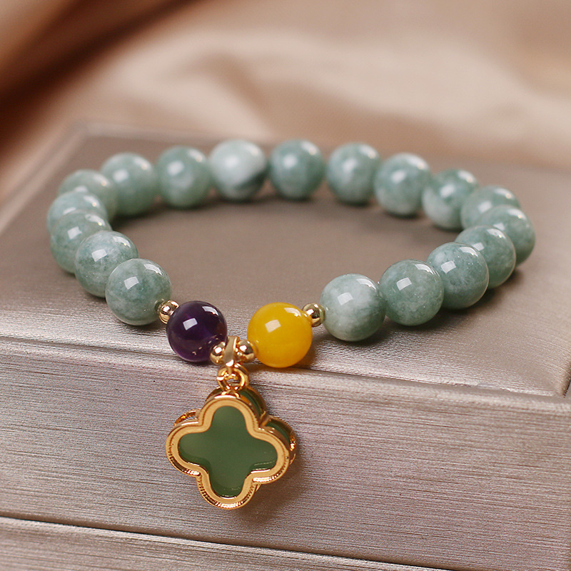 Four Leaf Clover · Agate Bracelet