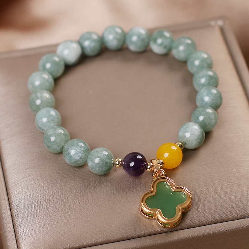 Four Leaf Clover · Agate Bracelet