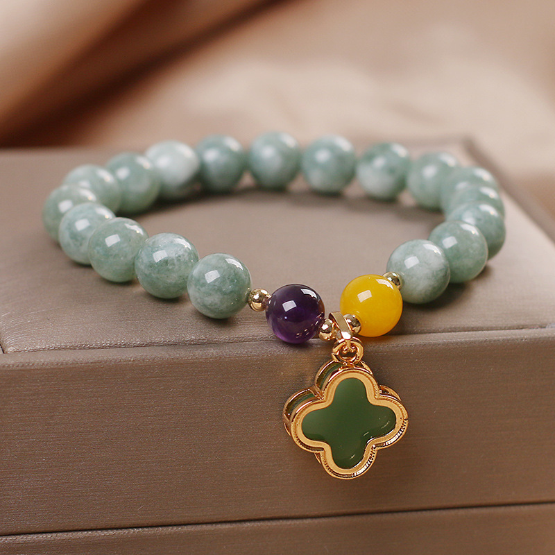Four Leaf Clover · Agate Bracelet