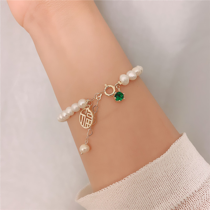 «Chica con suerte» · Pulsera de perlas y cristales