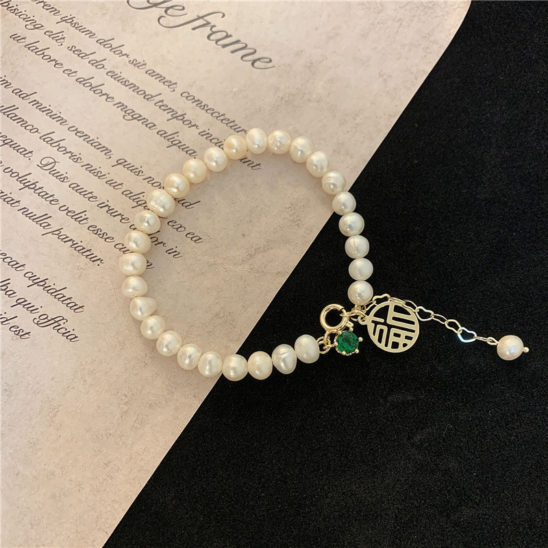 «Chica con suerte» · Pulsera de perlas y cristales