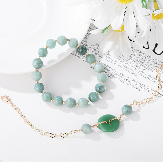 Lucky buckle · Jade and agate bracelet