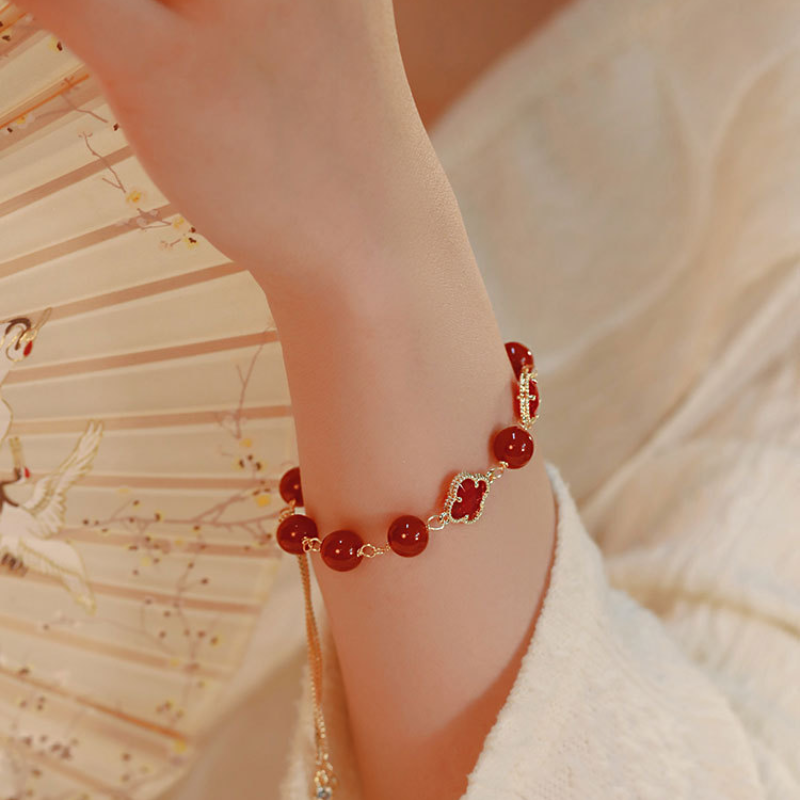 Lucky · Chrysoprase four-leaf clover Bracelet