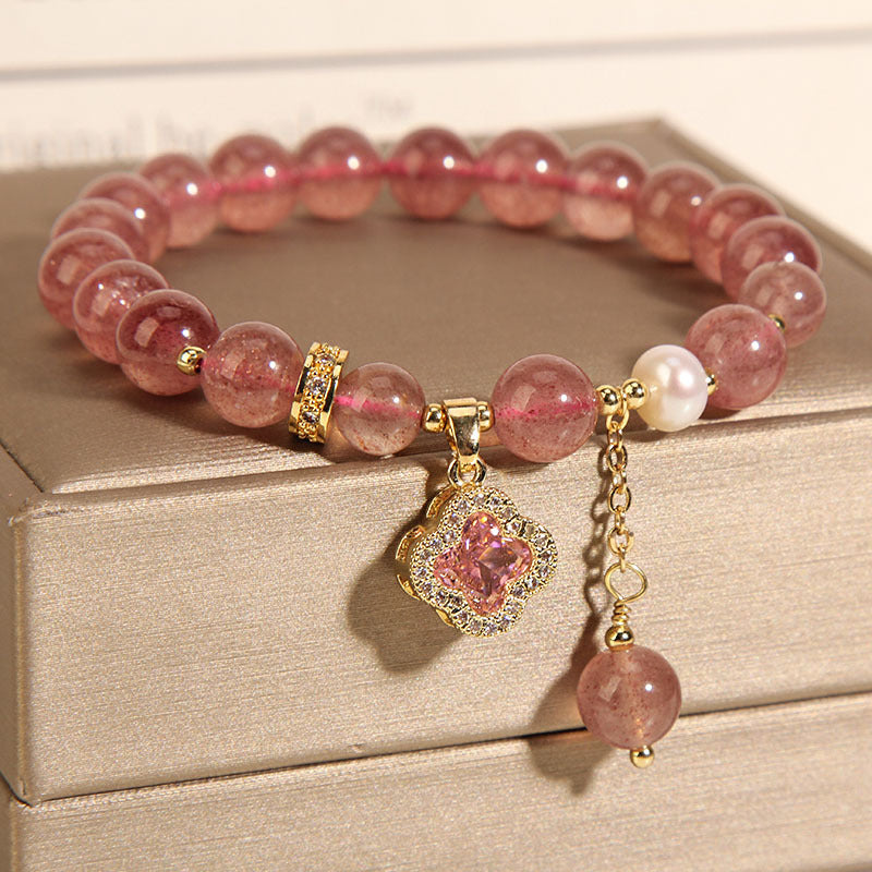 Pulsera de trébol de cuatro hojas con cristal de fresa natural