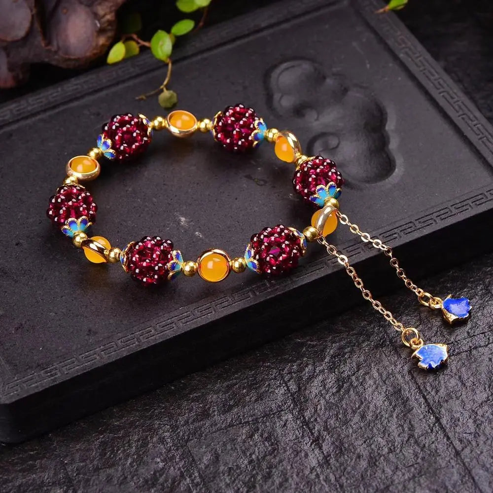 Pulsera de granates naturales con forma de granada
