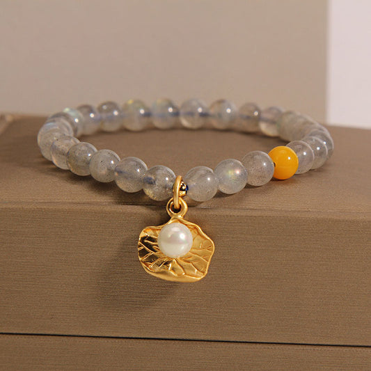 Lucky Shell · Natural Moonstone Bracelet